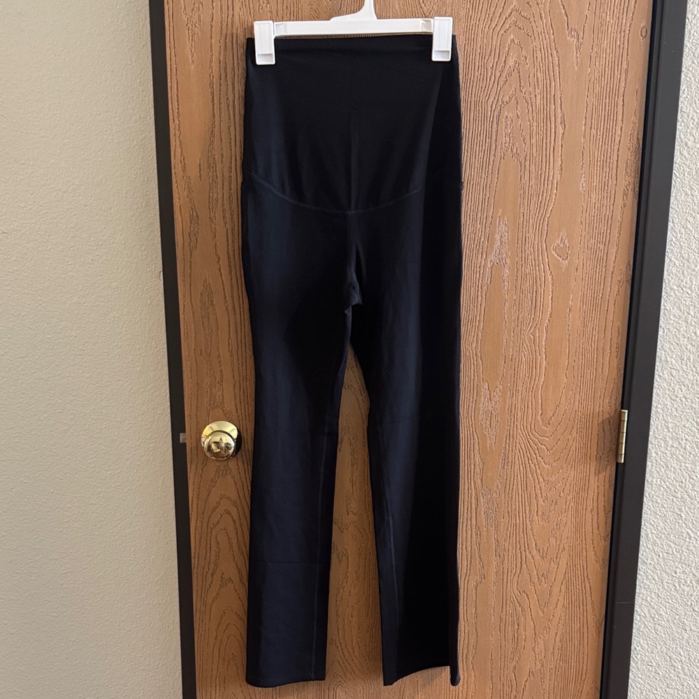 Chic Black Flared Maternity Leggings